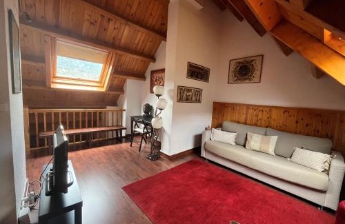Taull Apartment | Duplex 80 m2 con vistas a la montaña