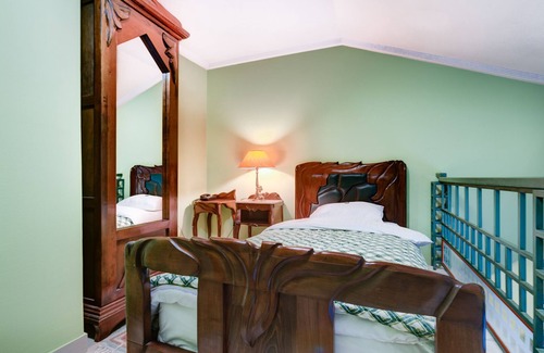 Downtown Hotel | Duplex Apartment for 1 Person in Hotel in Podgorica City Center