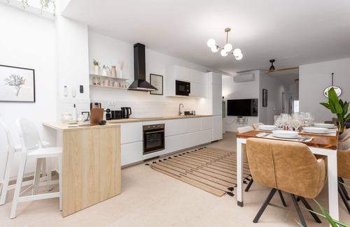 Historic Center of Estepona House | Duplex apartment for vacation rental old town. 250 m from the Beach.