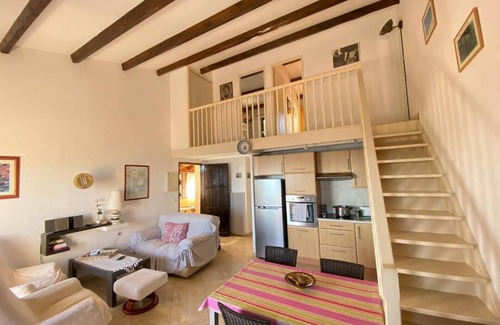 Collioure Apartment | Duplex apartment in shared pool, individual garage Amazing views