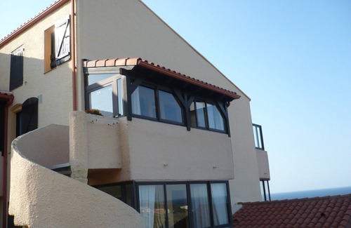 Collioure Apartment | Duplex apartment in shared pool, individual garage Amazing views