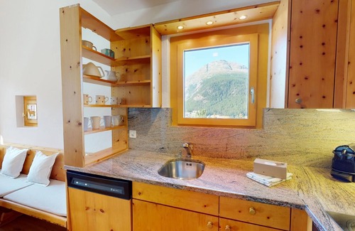 Pontresina Apartment | Duplex apartment located above the village of Pontresina with dream view.