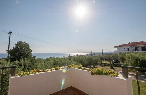 Gerakini Apartment | Duplex Apartment with Shared Pool