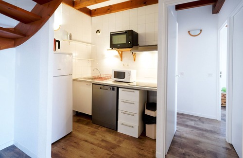 Hendaye Apartment | Duplex Apartment with Shared Pool and Sea View