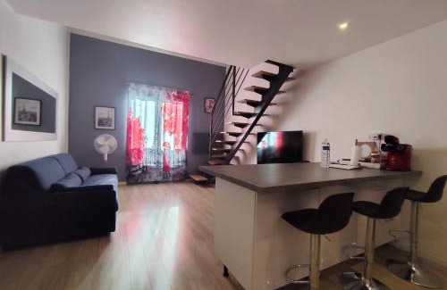 Roissy-en-France Apartment | Duplex Autonome Cosy à Paris Roissy CDG