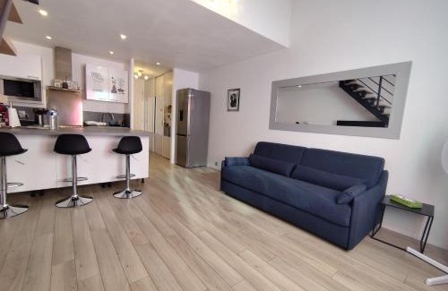Roissy-en-France Apartment | Duplex Autonome Cosy à Paris Roissy CDG