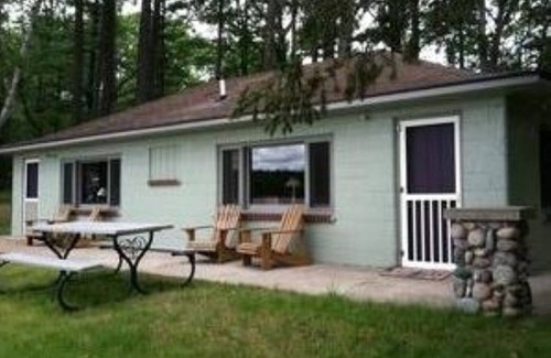Millersburg Cottage | Duplex Cottage - Kirtland Warbler