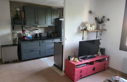 Tourrettes-sur-Loup Apartment | Duplex Dans Maison de Village Pour 6 Personnes à Tourrettes sur Loup