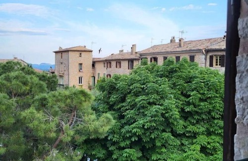 Tourrettes-sur-Loup Apartment | Duplex Dans Maison de Village Pour 6 Personnes à Tourrettes sur Loup