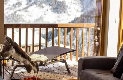 Grimentz Ski Chalet | Duplex de Luxe, 5 chambres Rahas A Grimentz - By Mrs Miggins