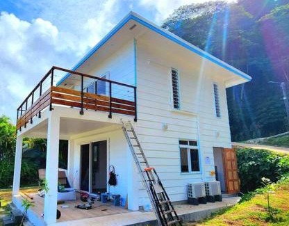 Teahupoo House | Duplex en bord de mer Fare Tahitea Pension