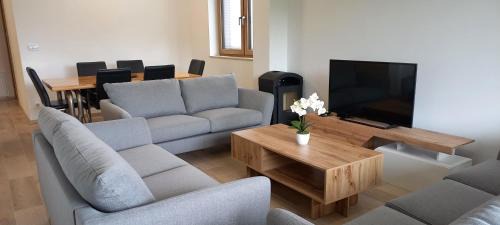 Skofljica Apartment | Duplex Holiday Apartment