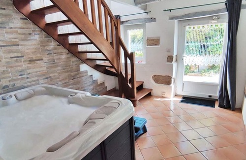 Ambon Ski Chalet | Duplex, junior suite, with terrace and spa: La Fleur de sel
