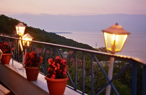 Karitsa Apartment | Duplex Luxury sea view apartment for 6, 3 klm from the sea and thermalism