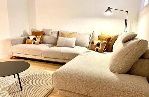El Pilar Apartment | Duplex Mercado Central