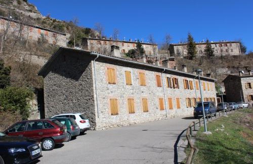 Sant Corneli Apartment | Duplex para 4 en Cercs, Berga- A 30 mins del Pedraforca