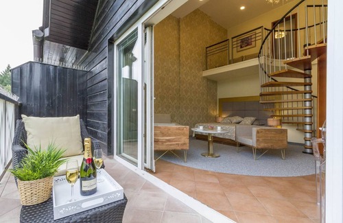 Podcetrtek Apartment | Duplex penthouse Aparthotel Rosa