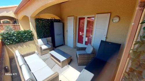 Les Hauts de Canet Apartment | Duplex T3 climatisé, parking privé, WiFi, village vacances 6SIERRA223