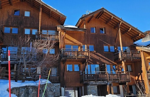 Puy-Saint-Vincent Apartment | Duplex T5 3* 8/10 pers at 1800m at the foot of the slopes.