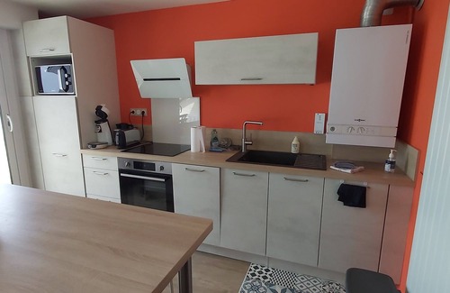 Grandcamp-Maisy Apartment | Duplex & terrasse, sea and port view 2minutes from fish market and restaurants