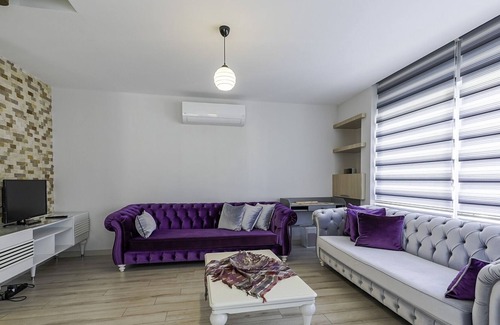 Altnkum Mahallesi Apartment | Duplex with Balcony 5 min to Konyaalti Beach