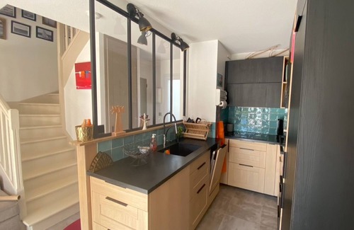 Cap-Ferret Apartment | Duplex with large terrace in the heart of Cap Ferret, 200m from the beach on the Bassin side.