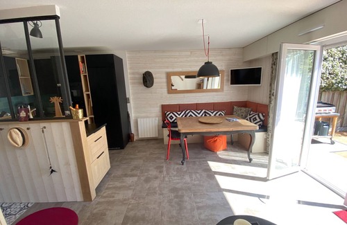 Cap-Ferret Apartment | Duplex with large terrace in the heart of Cap Ferret, 200m from the beach on the Bassin side.