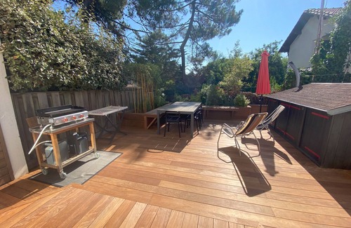 Cap-Ferret Apartment | Duplex with large terrace in the heart of Cap Ferret, 200m from the beach on the Bassin side.