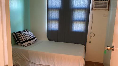 Sison House | Duran Pool & Guesthouse