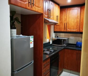 Durban Beachfront Apartment | Durban Beach Getaway - Summersands, Inverter for load shedding, free wifi & free Parking