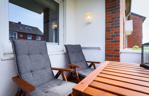 Hornum Apartment | Durchdachtes Ein Zimmer Appartement mit Balkon in Strandnaher Lage