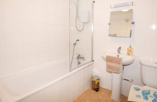 East Stoke House | DURDLE DOOR LODGE, pet friendly, character holiday cottage in Wool