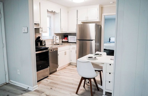 Durham Apartment | Durham Charm ~ Close to Duke & Dwntwn City Life!