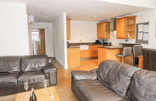 Wolsingham Cottage | DURHAM COTTAGE, pet friendly, with pool in Wolsingham