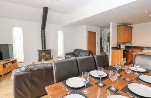 Wolsingham Cottage | DURHAM COTTAGE, pet friendly, with pool in Wolsingham