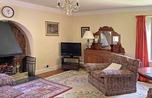 Stradbally House | Durrow House - Three Bedroom House, Sleeps 5