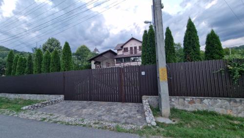 Drajna de Sus House | Dursi Home