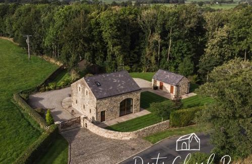 Higher Walton House | Dusty Clough Barn