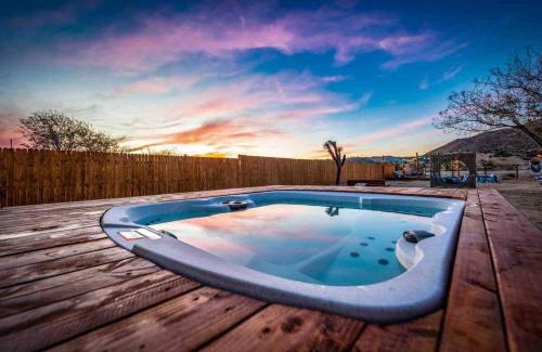Yucca Valley House | Dusty Dunes By The Cohost Company