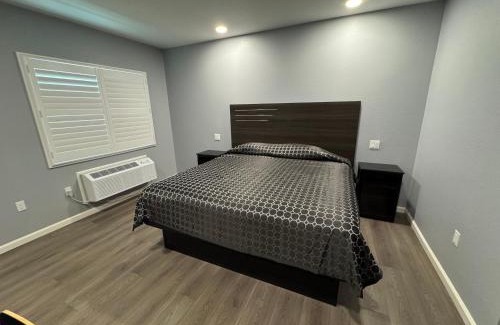 Loma Linda Hotel | Dutch Motel