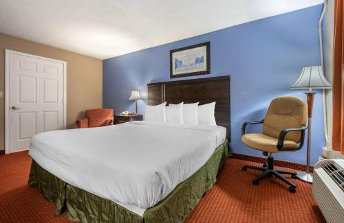 Lancaster Hotel | Dutchland Motel