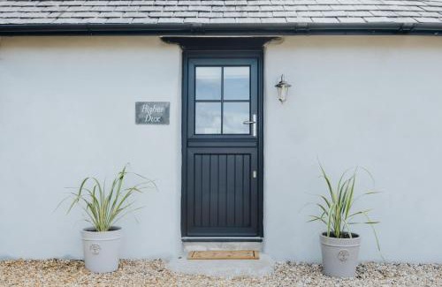 Holsworthy House | Dux Farm Retreat - 2 bed dog friendly cottage, near Bude