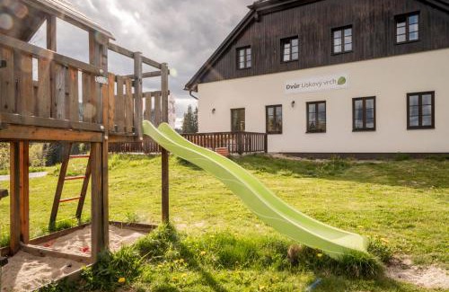 Strazny House | Dvůr Lískový vrch