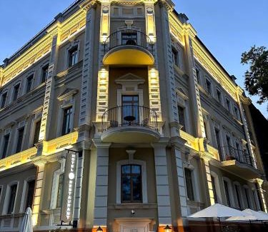 Odessa City Center Hotel | Dvoryansky Hotel