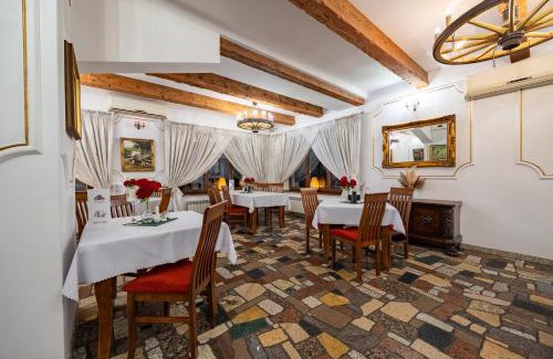 Kołbaskowo House | Dworek Kurowski