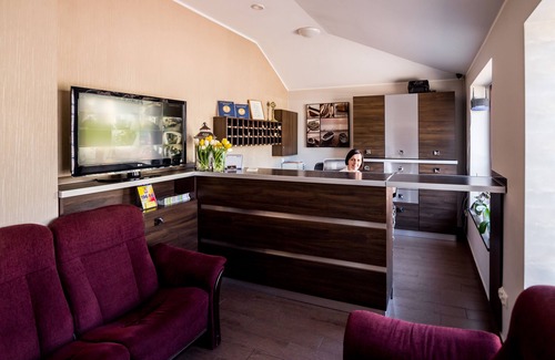 Kokoszki Hotel | Dworek Pani Walewska