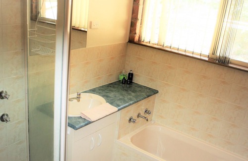Barragga Bay Cottage | DYBARA PARK Cottages
