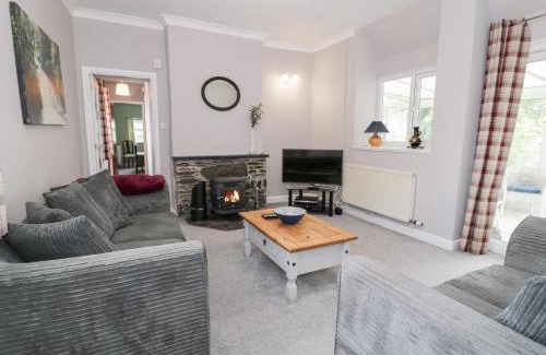 Corwen House | Dyffryn Bach