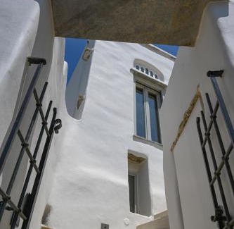 Arnados House | DYO Arnados View
