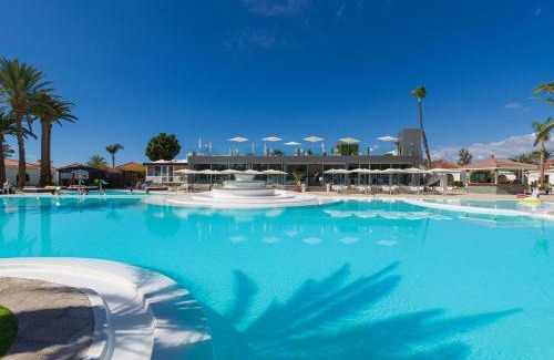Campo Internacional Maspalomas Hotel | eó Suite Hotel Jardin Dorado